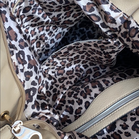 Leather purse/ adjustable satchel - Picture 8 of 8